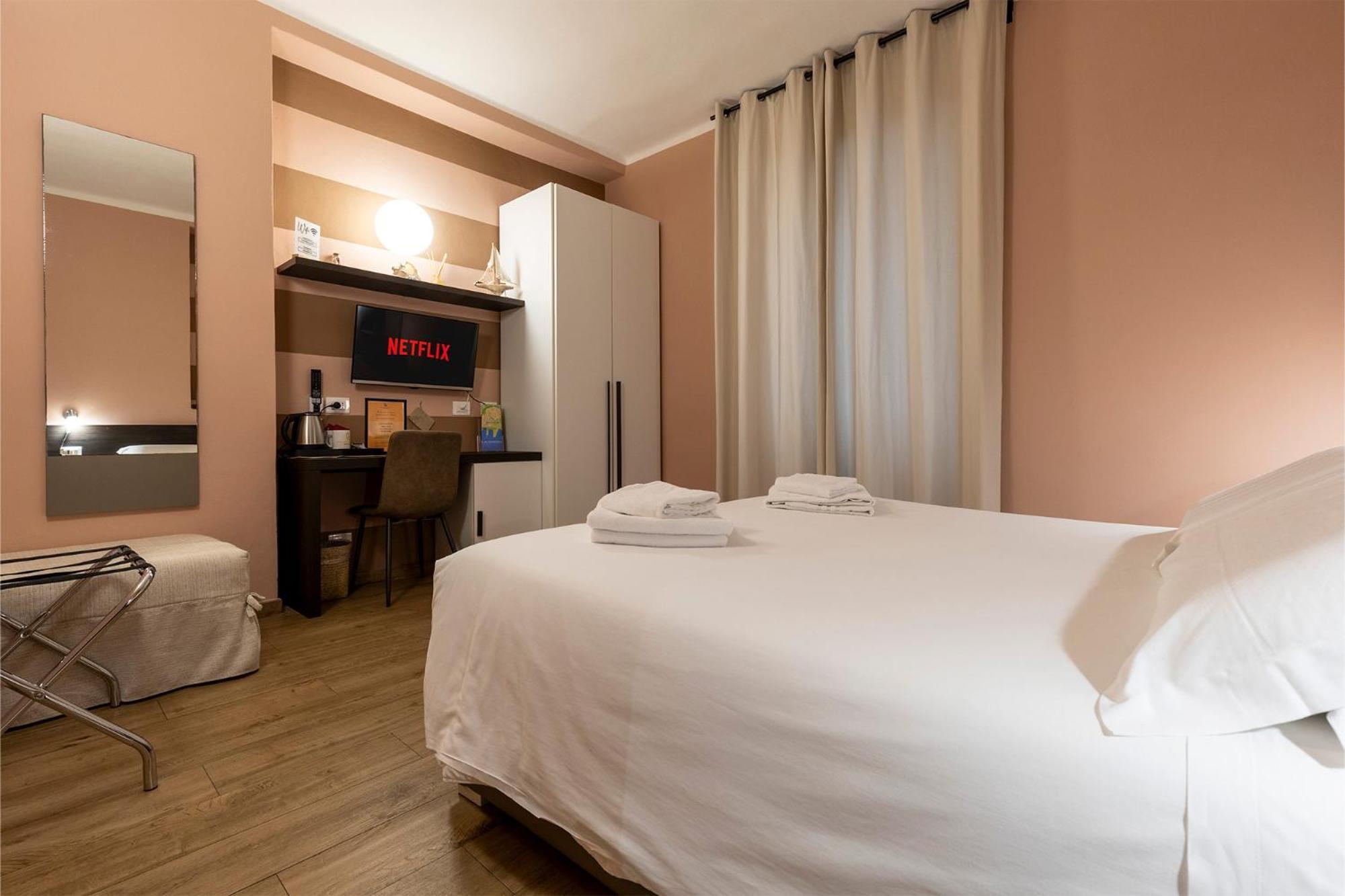 La Loggia De' Banchi Hotel Специя Екстериор снимка