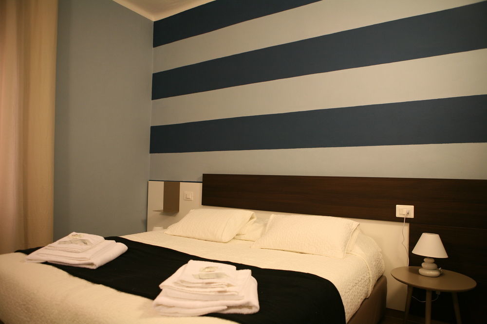 La Loggia De' Banchi Hotel Специя Екстериор снимка
